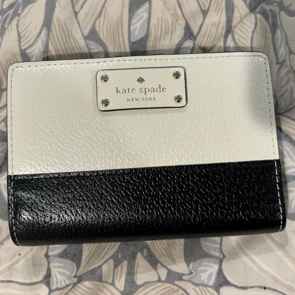 Kate Spade Two-Tone Black and White Wallet